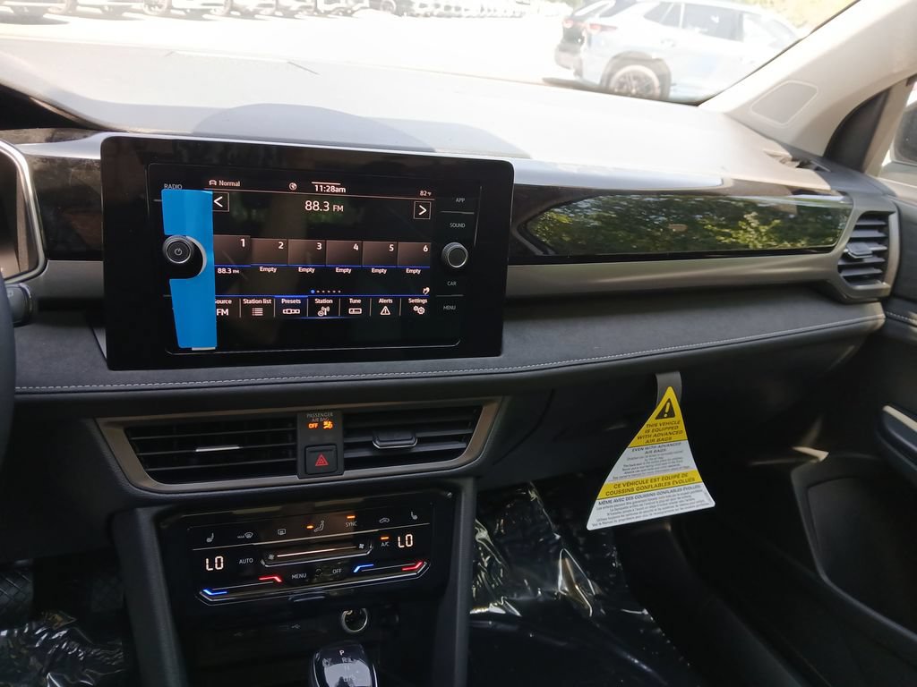 New 2026 Volkswagen Taos SE AWD/4WD image 17