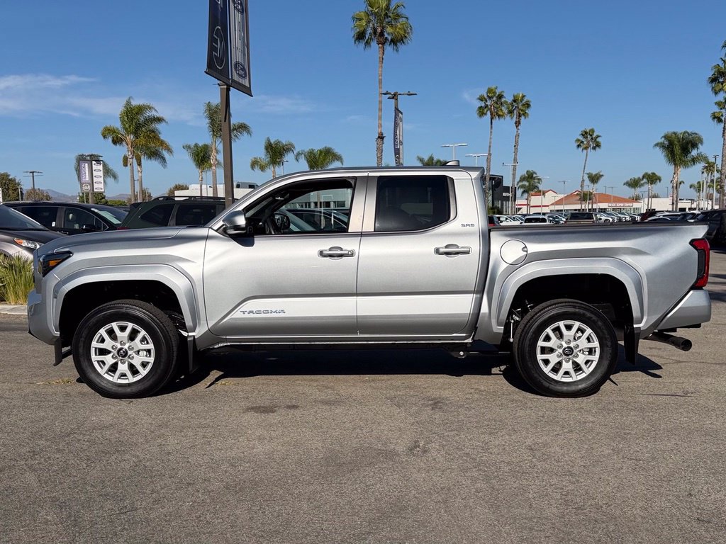 Used 2026 Toyota Tacoma SR5 AWD/4WD image 5
