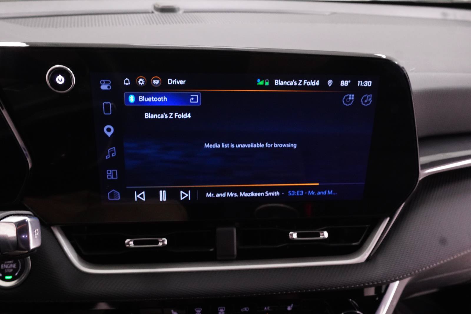 Used 2026 Chevrolet Equinox LT w/ Midnight Edition FWD image 13