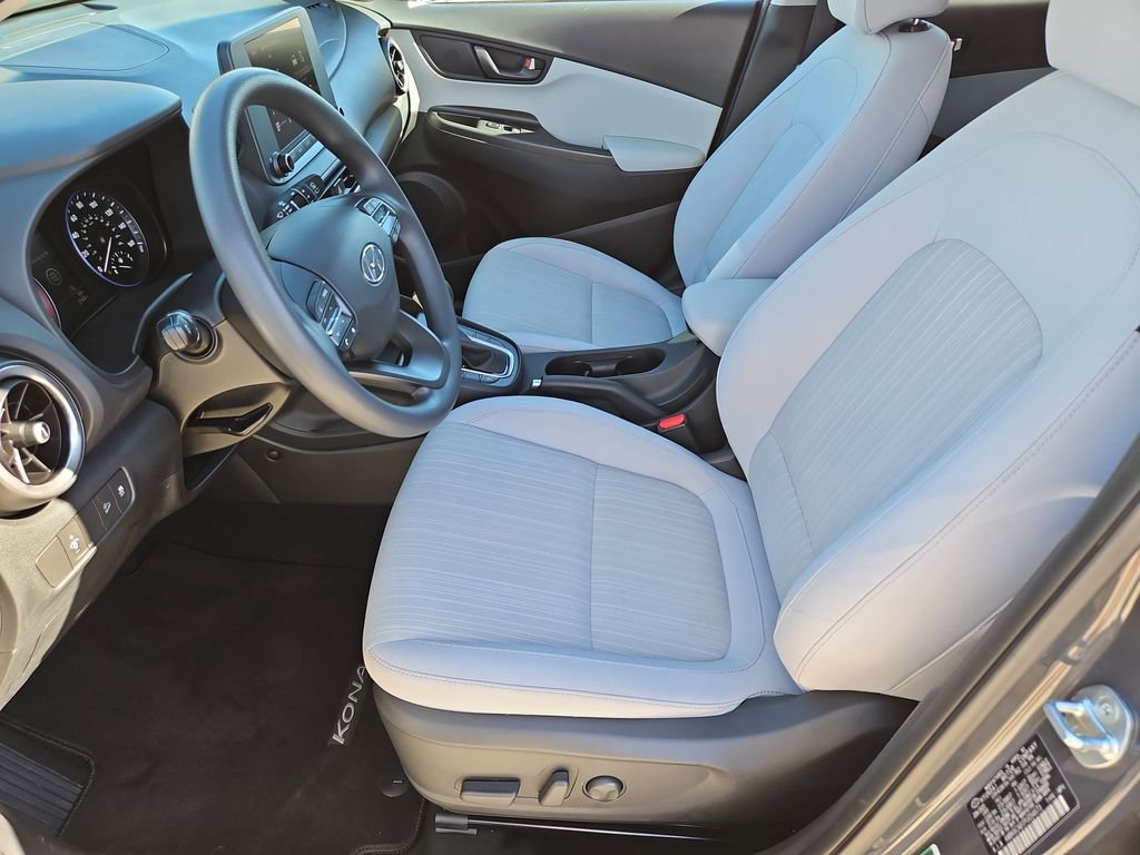 Used 2023 Hyundai Kona SEL image 14