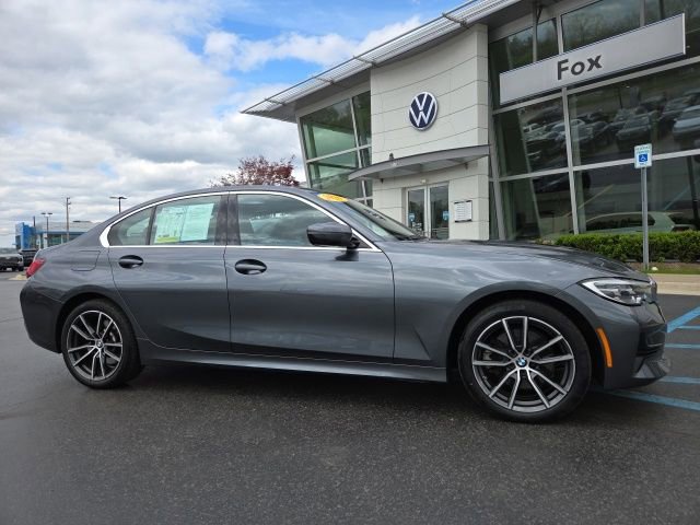 Used 2020 BMW 330i xDrive Sedan w/ Premium Package AWD/4WD image 1