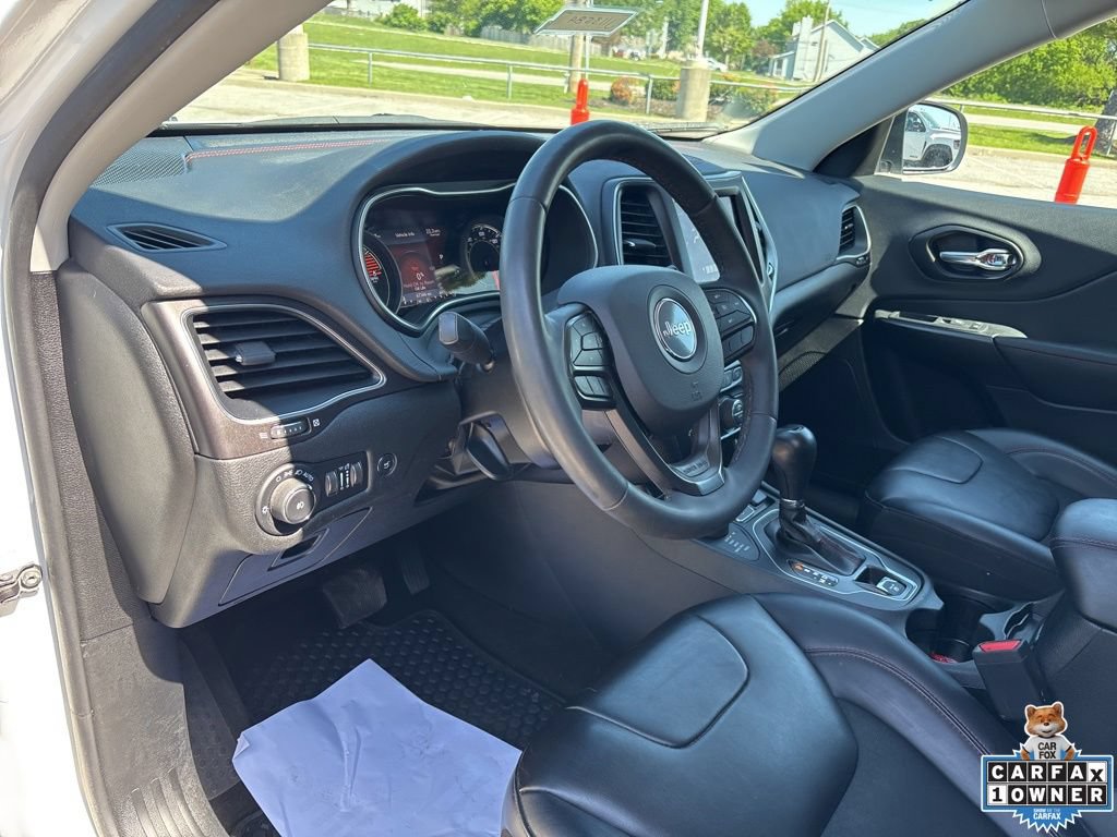 Used 2022 Jeep Cherokee Trailhawk w/ Comfort/Convenience Group AWD/4WD image 54