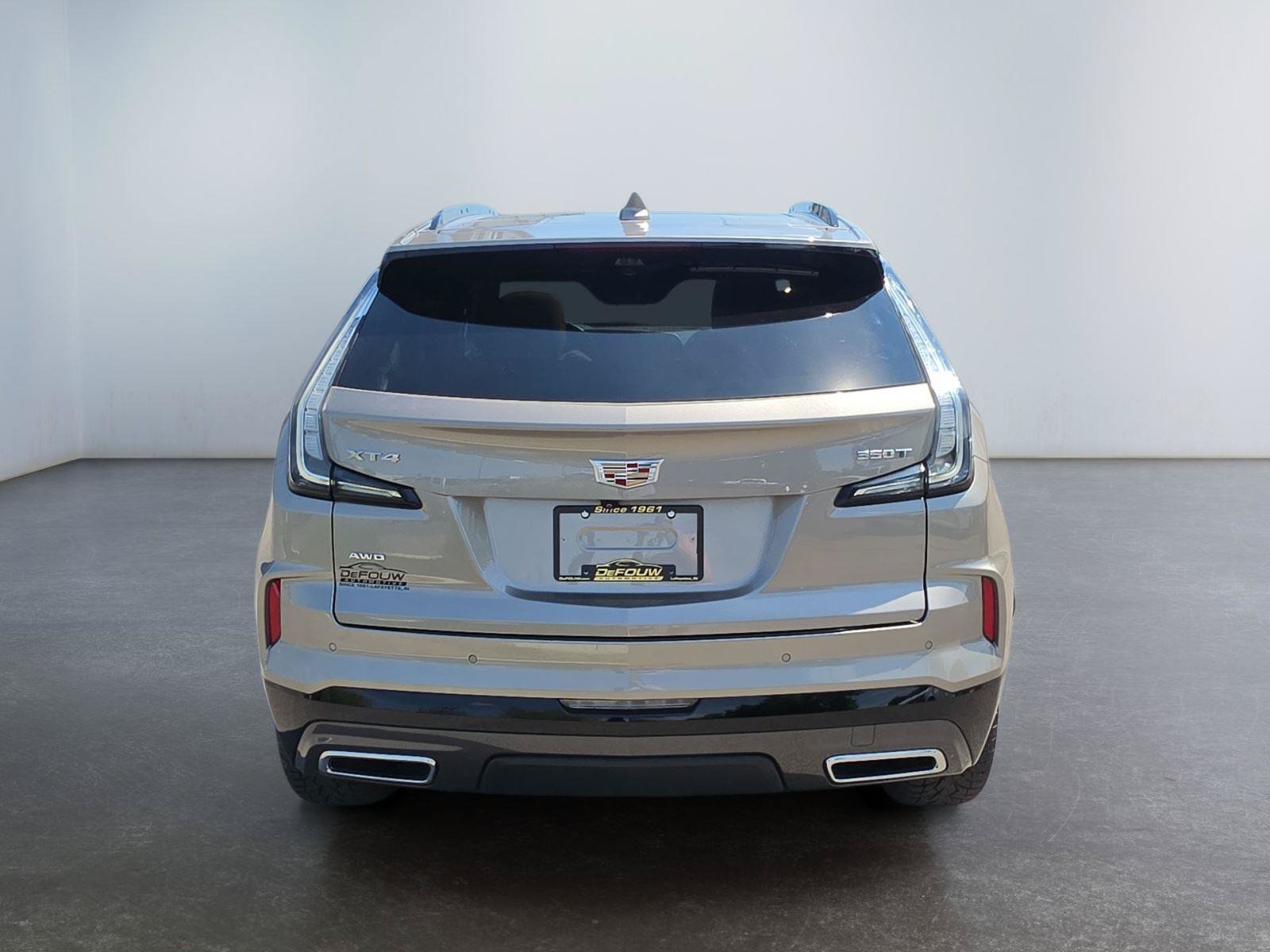 Used 2024 Cadillac XT4 Sport AWD/4WD image 4