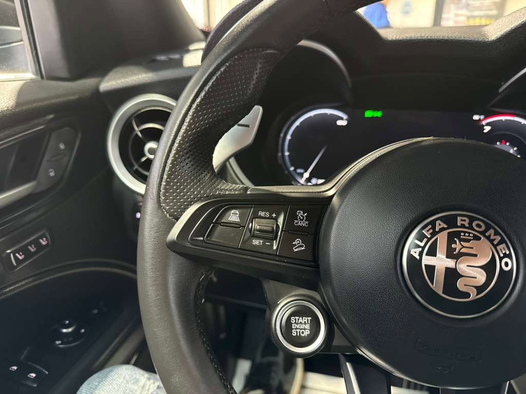 Used 2024 Alfa Romeo Stelvio Sprint RWD image 14