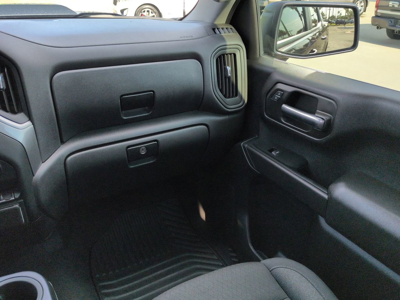 Used 2024 Chevrolet Silverado 1500 Custom Trail Boss w/ LPO, Dark Essentials Package AWD/4WD image 16