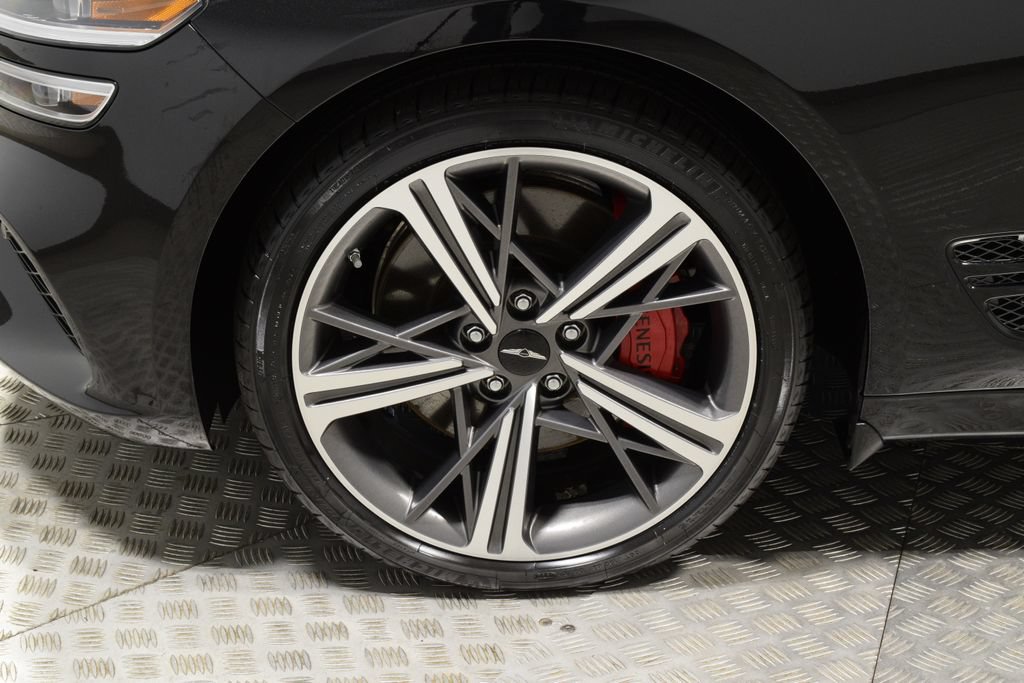 Used 2025 Genesis G70 3.3T Advanced AWD/4WD image 38