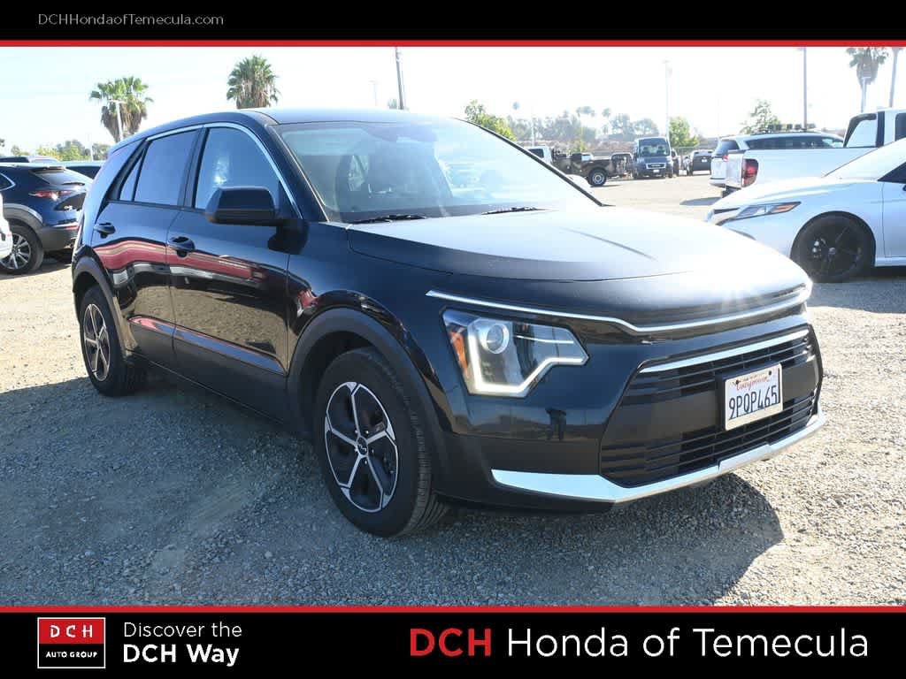 Used 2024 Kia Niro LX FWD image 3
