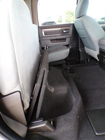 Used 2020 RAM 1500 Warlock AWD/4WD image 27