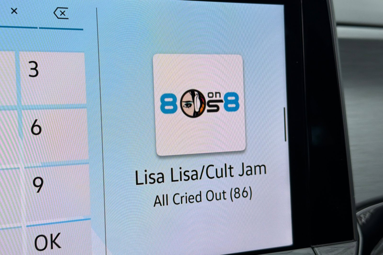 Used 2024 Volkswagen Atlas Cross Sport SE image 18