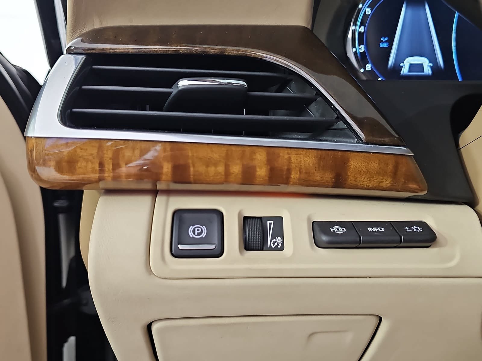 Used 2018 Cadillac CT6 Platinum AWD/4WD image 26