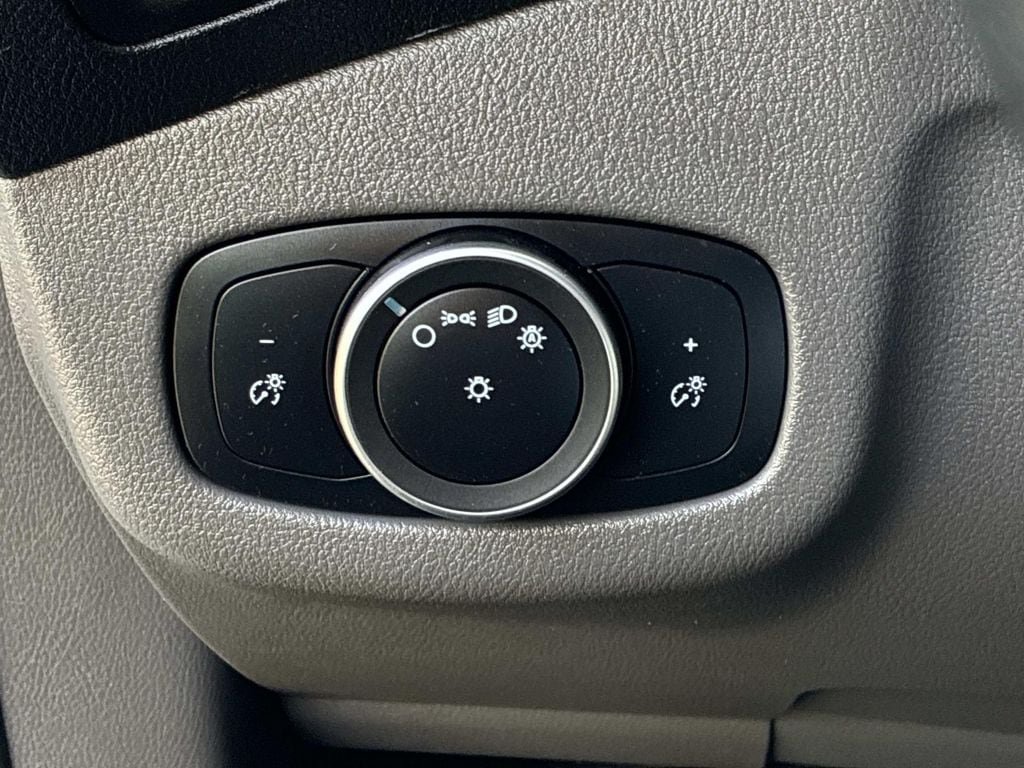 Used 2022 Ford Transit Connect XL FWD image 23