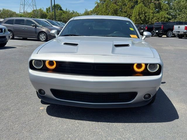 Used 2020 Dodge Challenger SXT w/ Blacktop Package RWD image 10