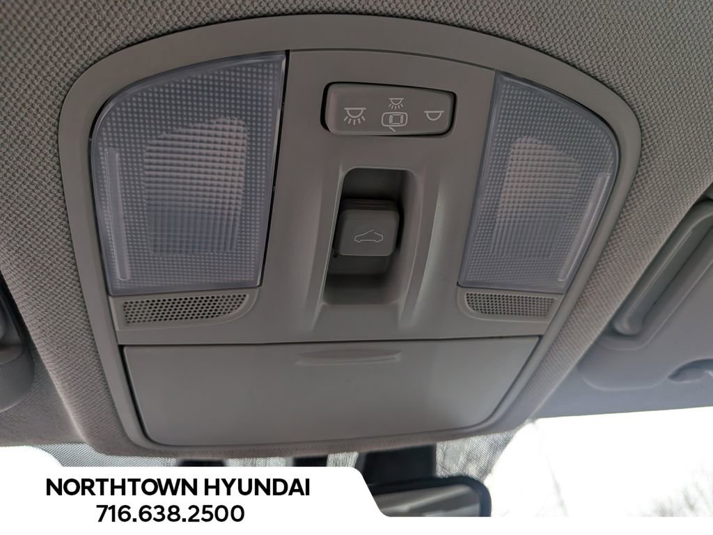 Used 2020 Hyundai Elantra Limited w/ Ultimate Package 03 image 28