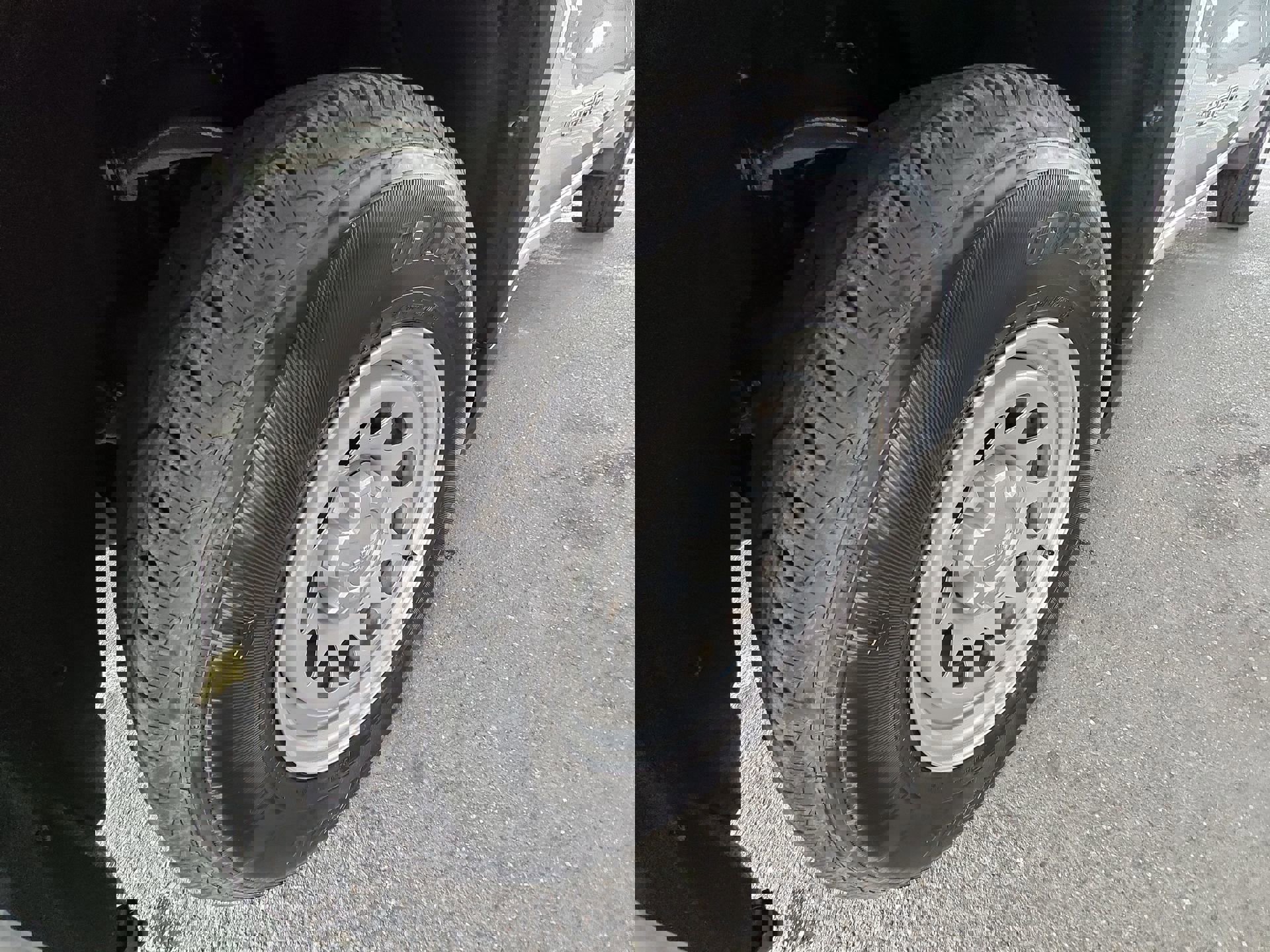 Used 2024 GMC Sierra 1500 Pro w/ Pro Value Package image 18