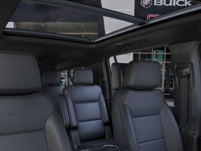 New 2026 GMC Yukon XL Denali w/ Denali Reserve Package image 24