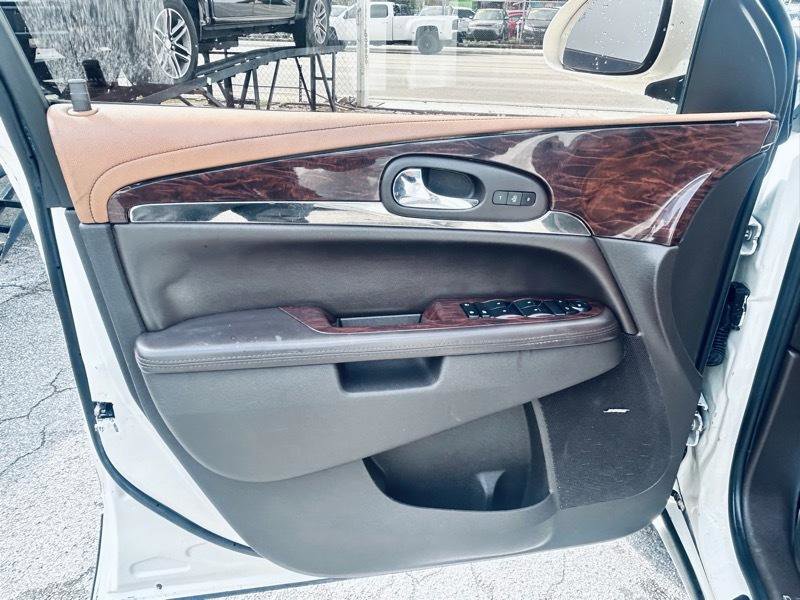 Used 2014 Buick Enclave Leather w/ Trailering Provision Package FWD image 9