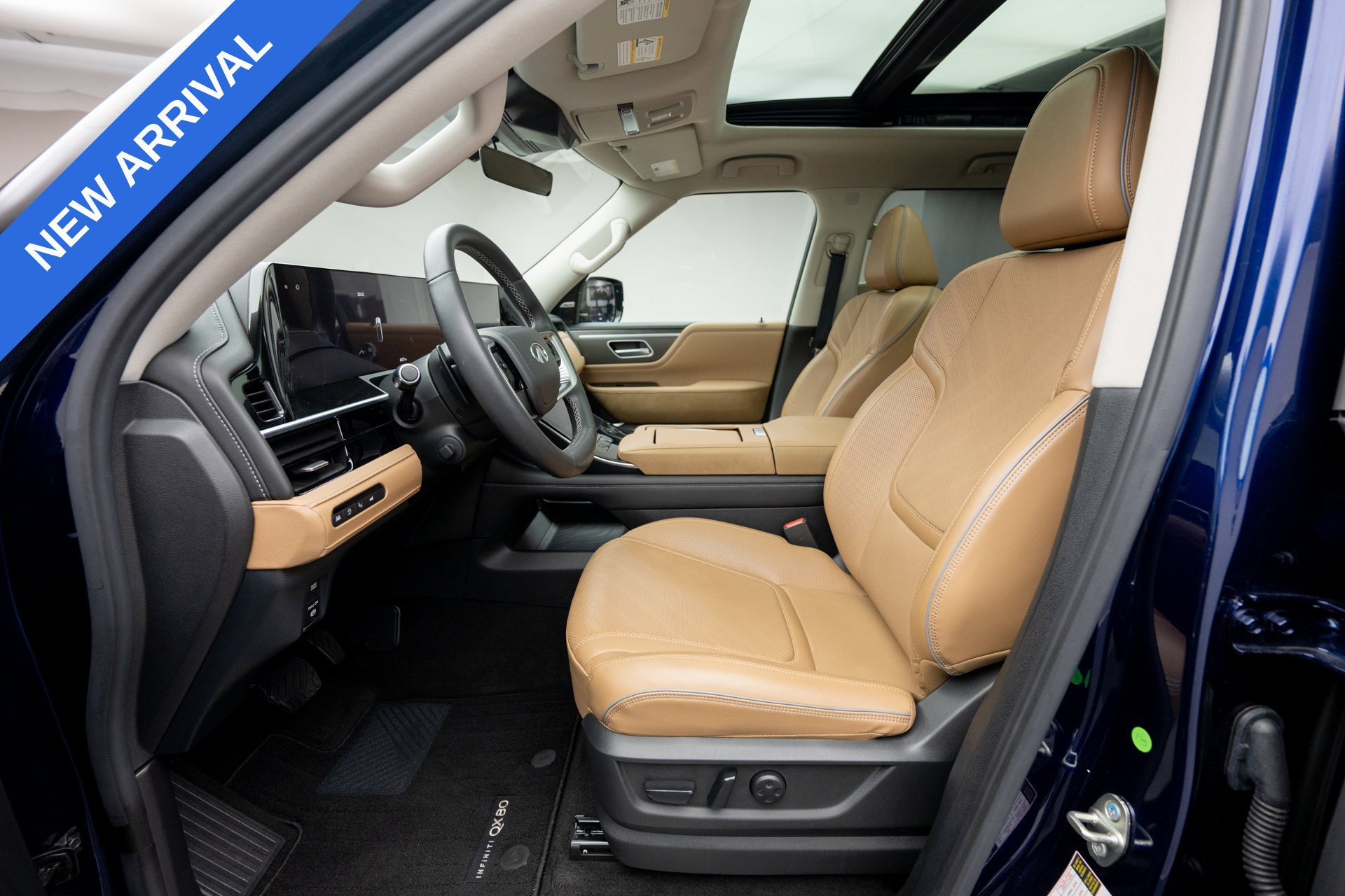 Used 2025 INFINITI QX80 Luxe AWD/4WD image 12