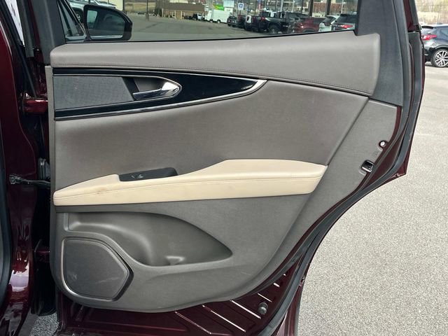 Used 2022 Lincoln Nautilus Reserve image 22