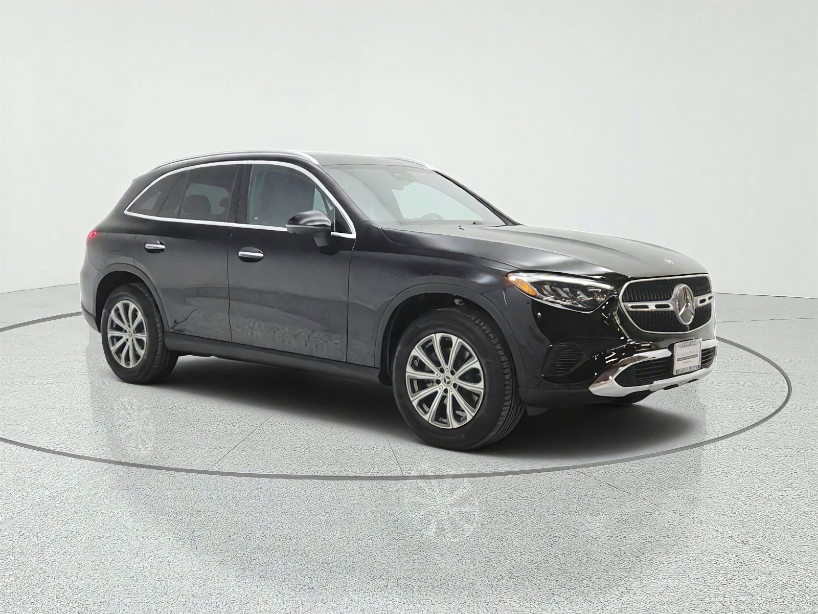 Certified 2026 Mercedes-Benz GLC 300 image 3