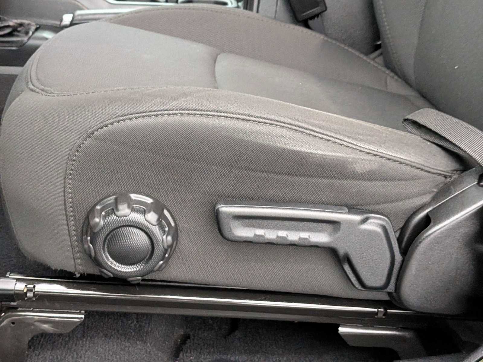 Used 2023 Jeep Wrangler Unlimited image 19