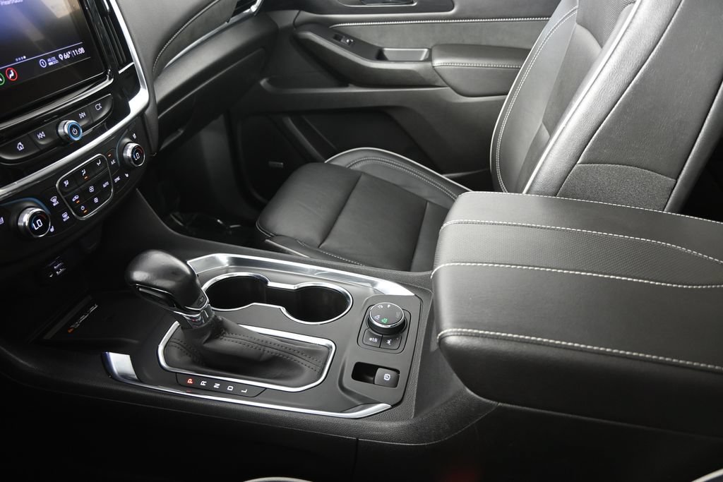 Used 2021 Chevrolet Traverse High Country AWD/4WD image 37