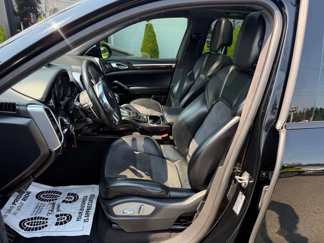 Used 2013 Porsche Cayenne GTS AWD/4WD image 20