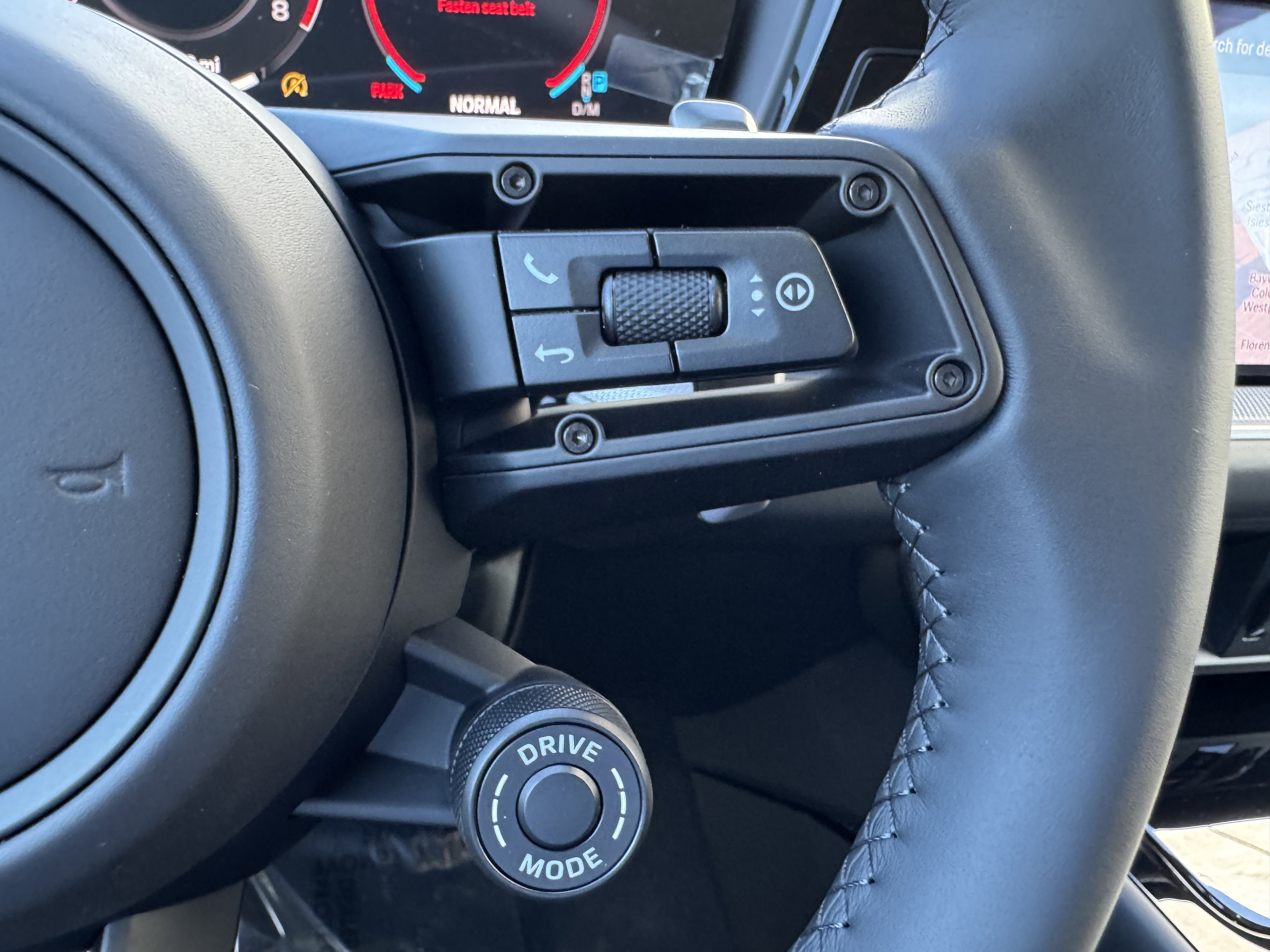 New 2026 Porsche Cayenne Coupe image 36