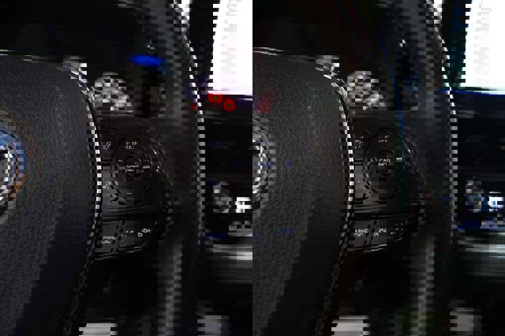 Used 2024 Toyota Corolla SE image 37