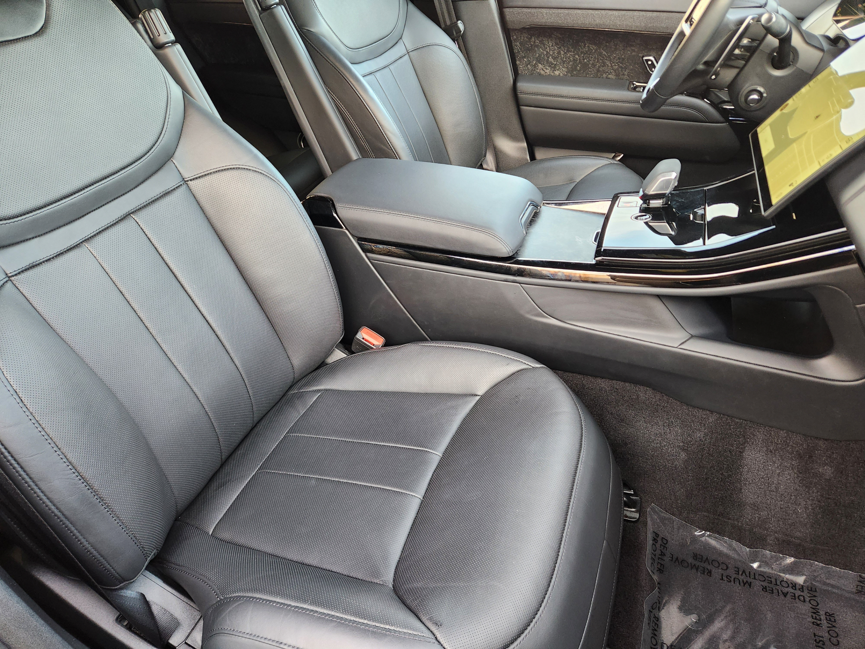 Used 2024 Land Rover Range Rover Sport Dynamic SE AWD/4WD image 9