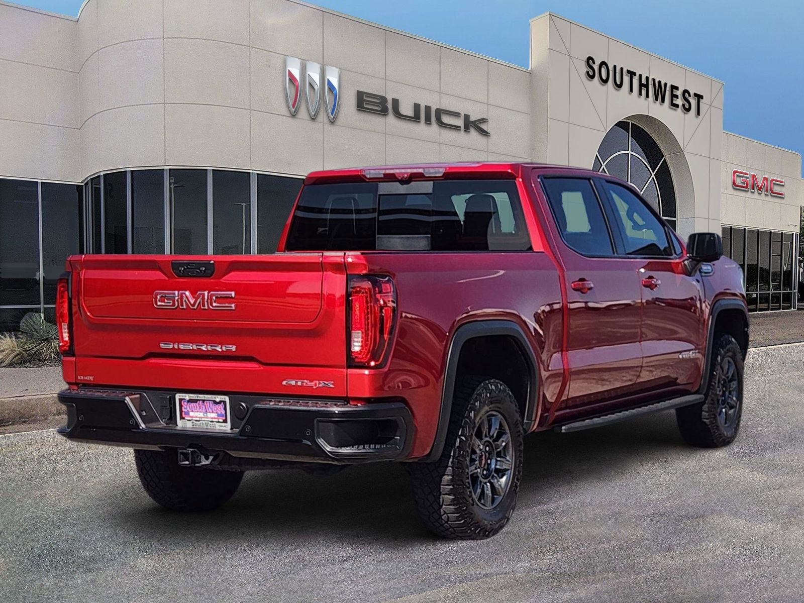 Used 2024 GMC Sierra 1500 AT4X AWD/4WD image 5