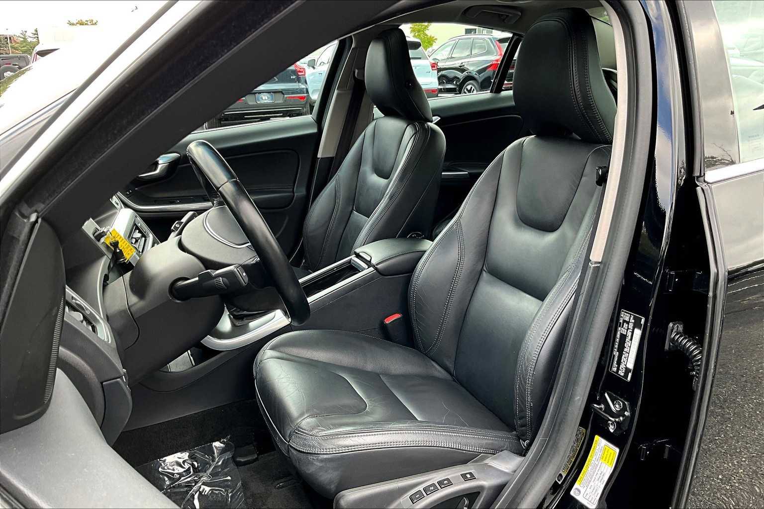 Used 2013 Volvo S60 T5 Premier image 8