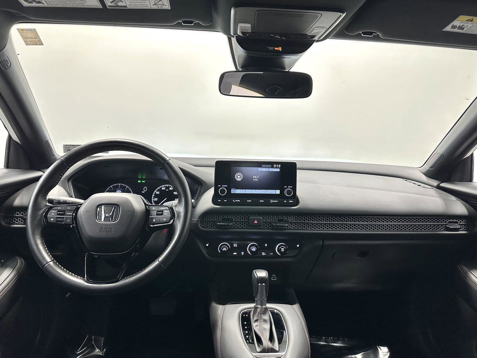 Certified 2025 Honda HR-V Sport image 19