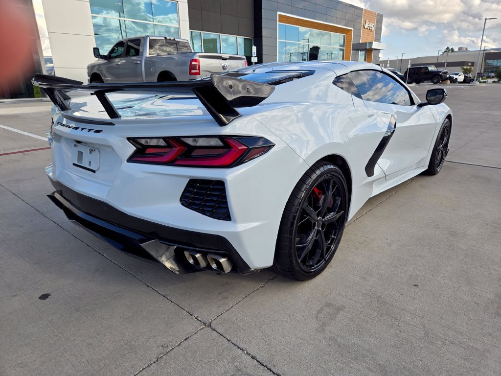 Used 2023 Chevrolet Corvette Stingray Preferred Cpe w/ 2LT RWD image 3