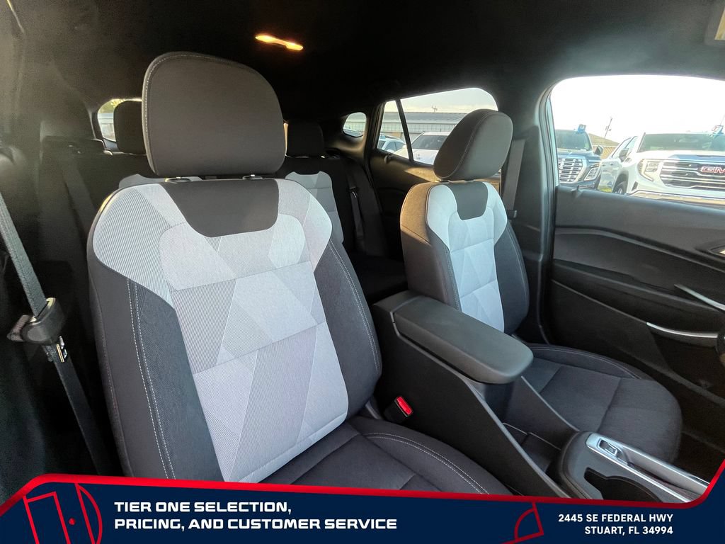 Certified 2024 Chevrolet Trax RS FWD image 16