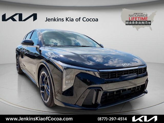 New 2026 Kia K4 GT-Line w/ GT-Line Premium Package FWD image 2