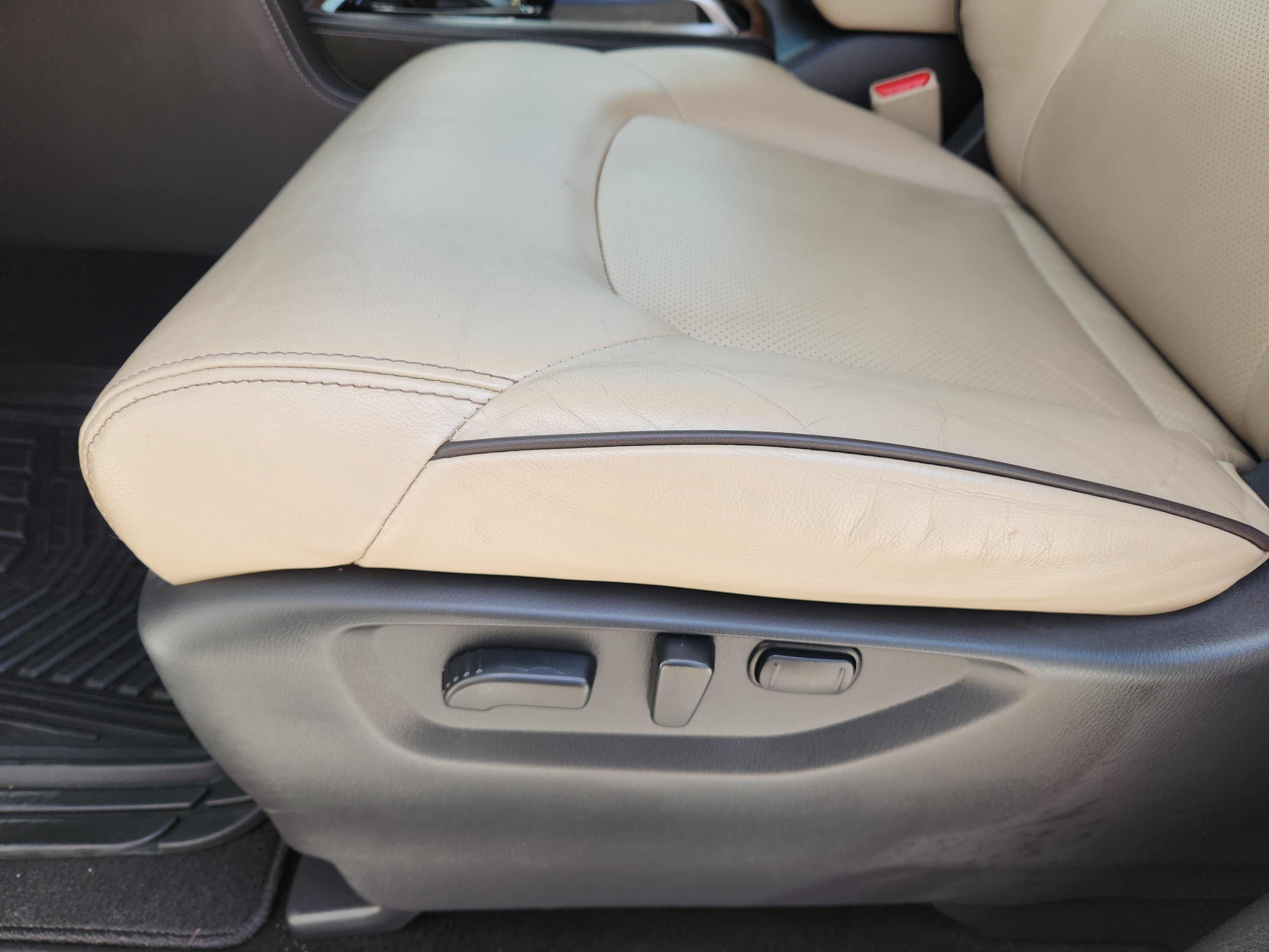 Used 2022 Nissan Armada SL RWD image 28