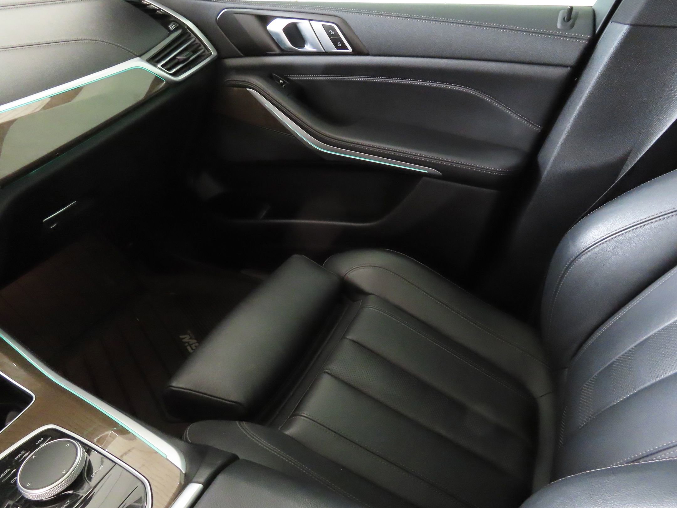 Used 2021 BMW X5 sDrive40i w/ Convenience Package image 22