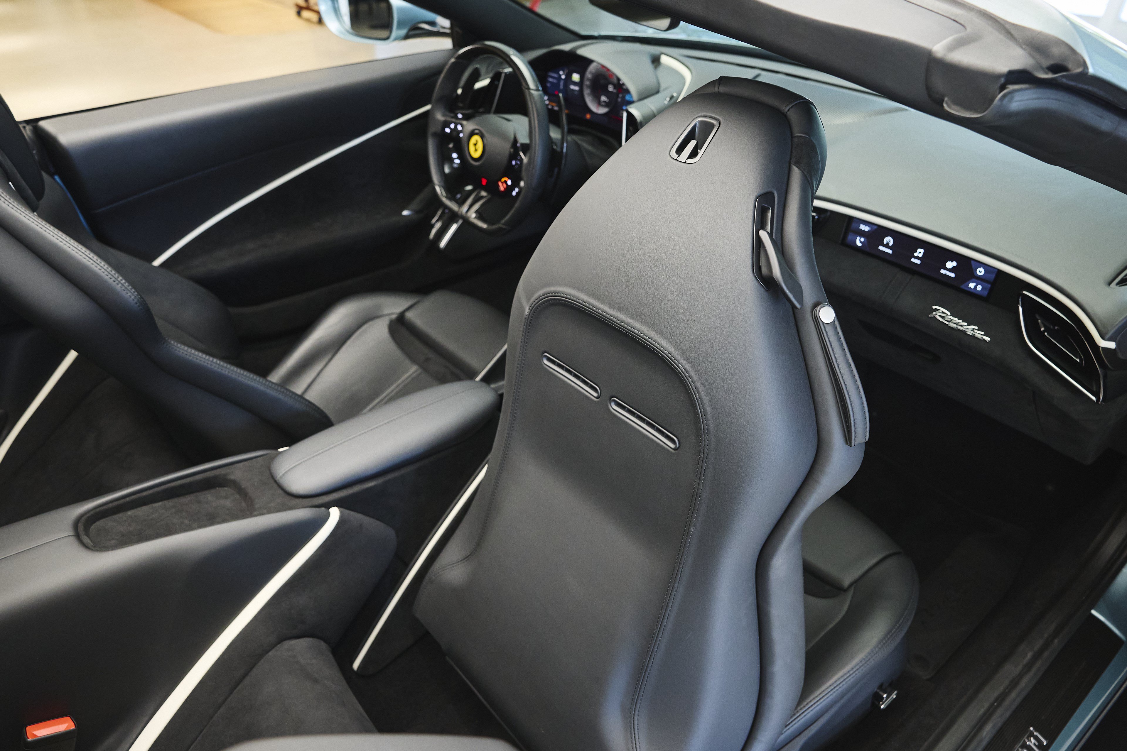 Used 2024 Ferrari Roma Spider RWD image 36