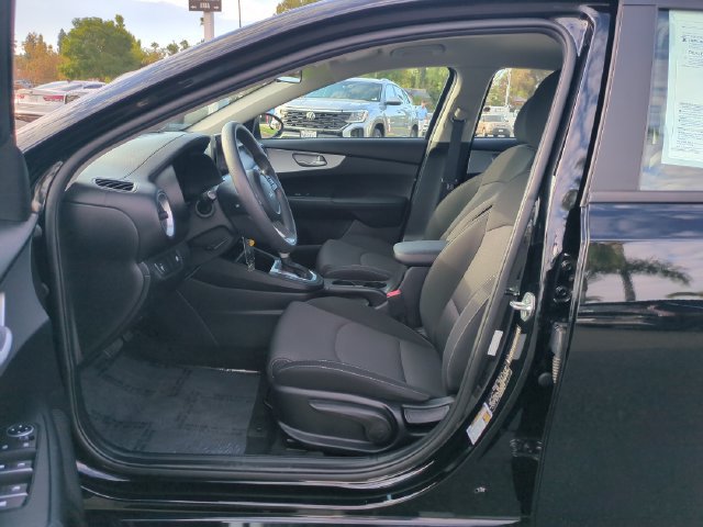 Certified 2023 Kia Forte LXS FWD image 15