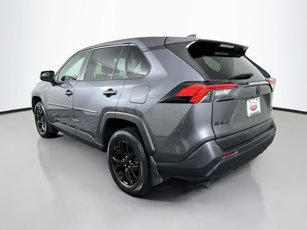 Certified 2024 Toyota RAV4 LE AWD/4WD image 7