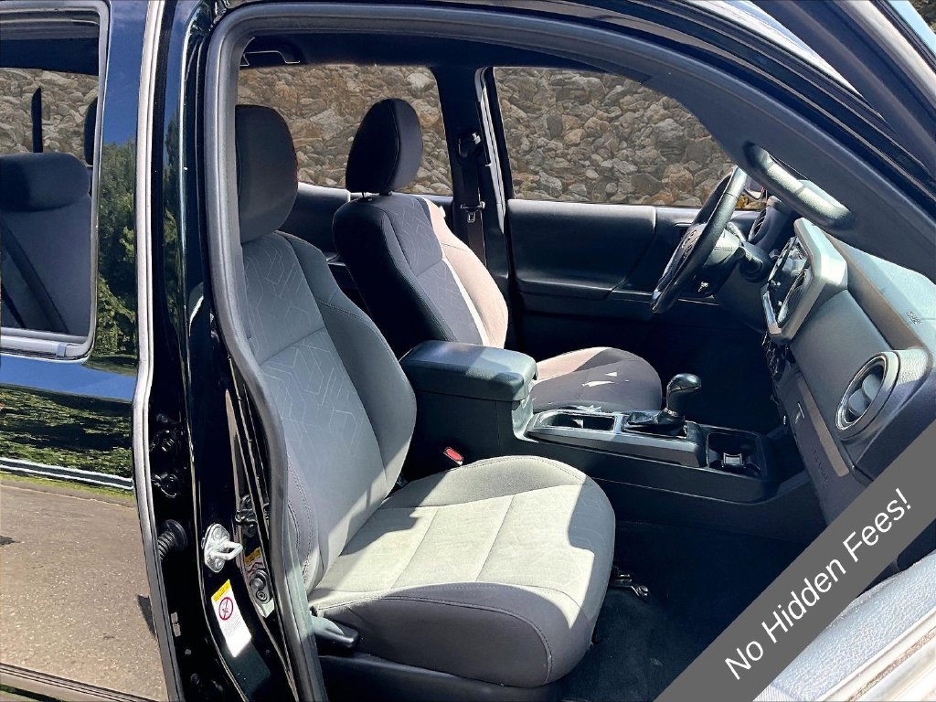 Used 2017 Toyota Tacoma TRD Sport w/ Tow Package (A/T) AWD/4WD image 7