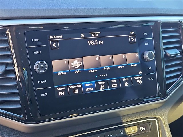 Used 2022 Volkswagen Atlas SEL Premium image 26