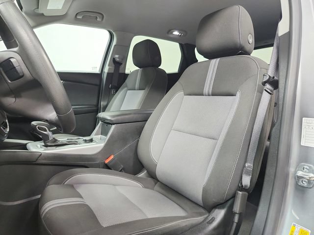 Used 2025 Chevrolet Blazer LT FWD image 19