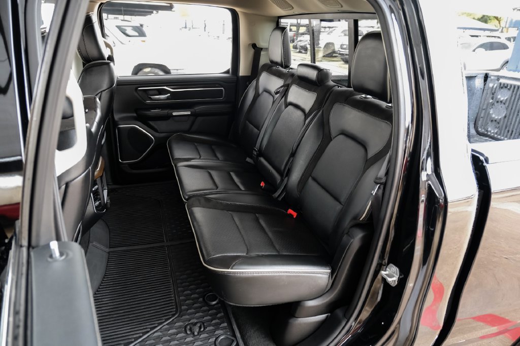 Used 2022 RAM 1500 Laramie AWD/4WD image 42