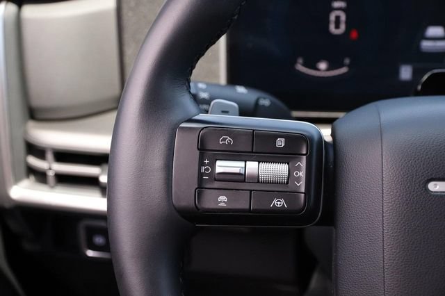 Used 2026 Hyundai Santa Fe SEL AWD/4WD image 13