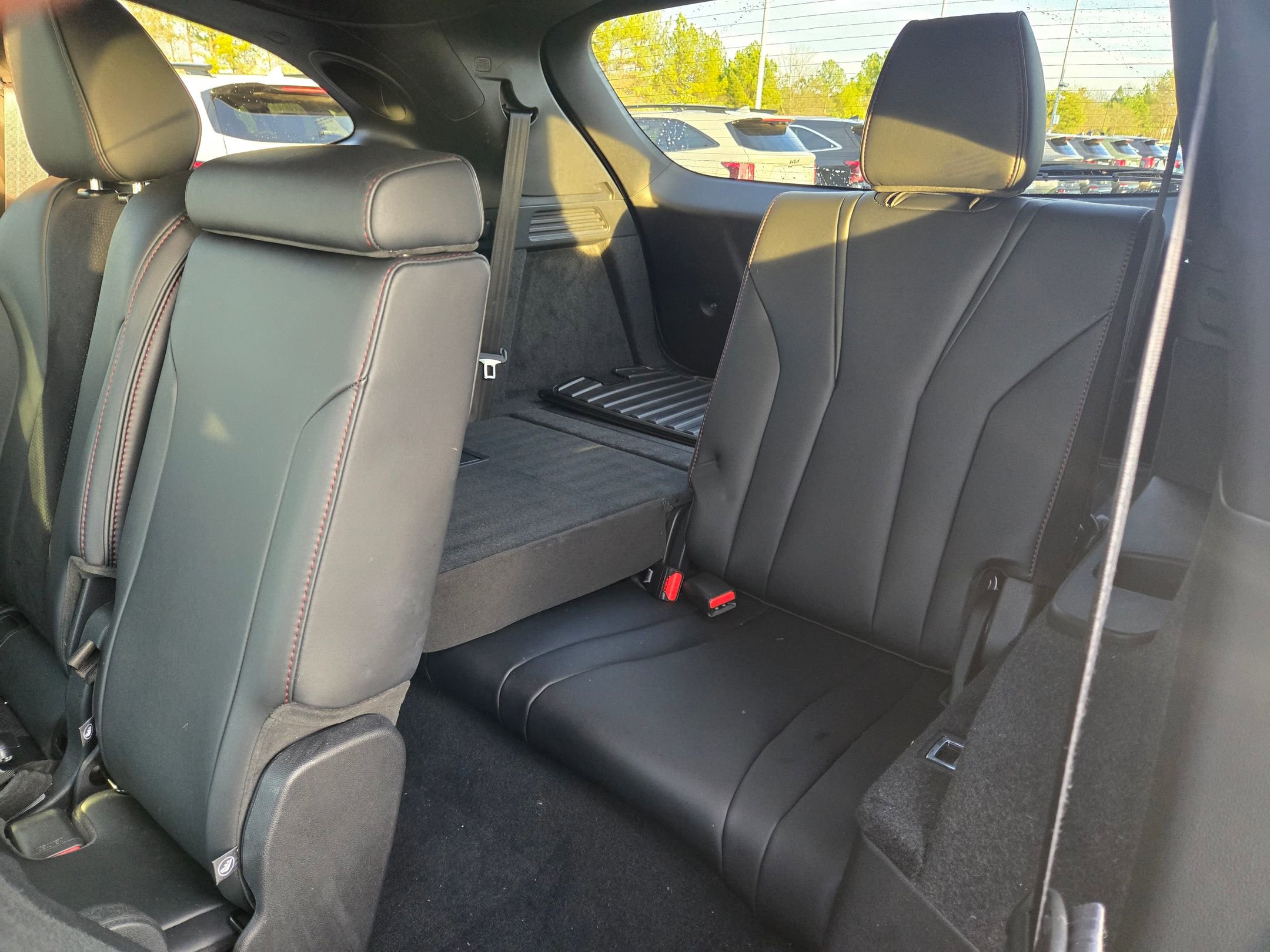 Used 2023 Acura MDX A-Spec image 32