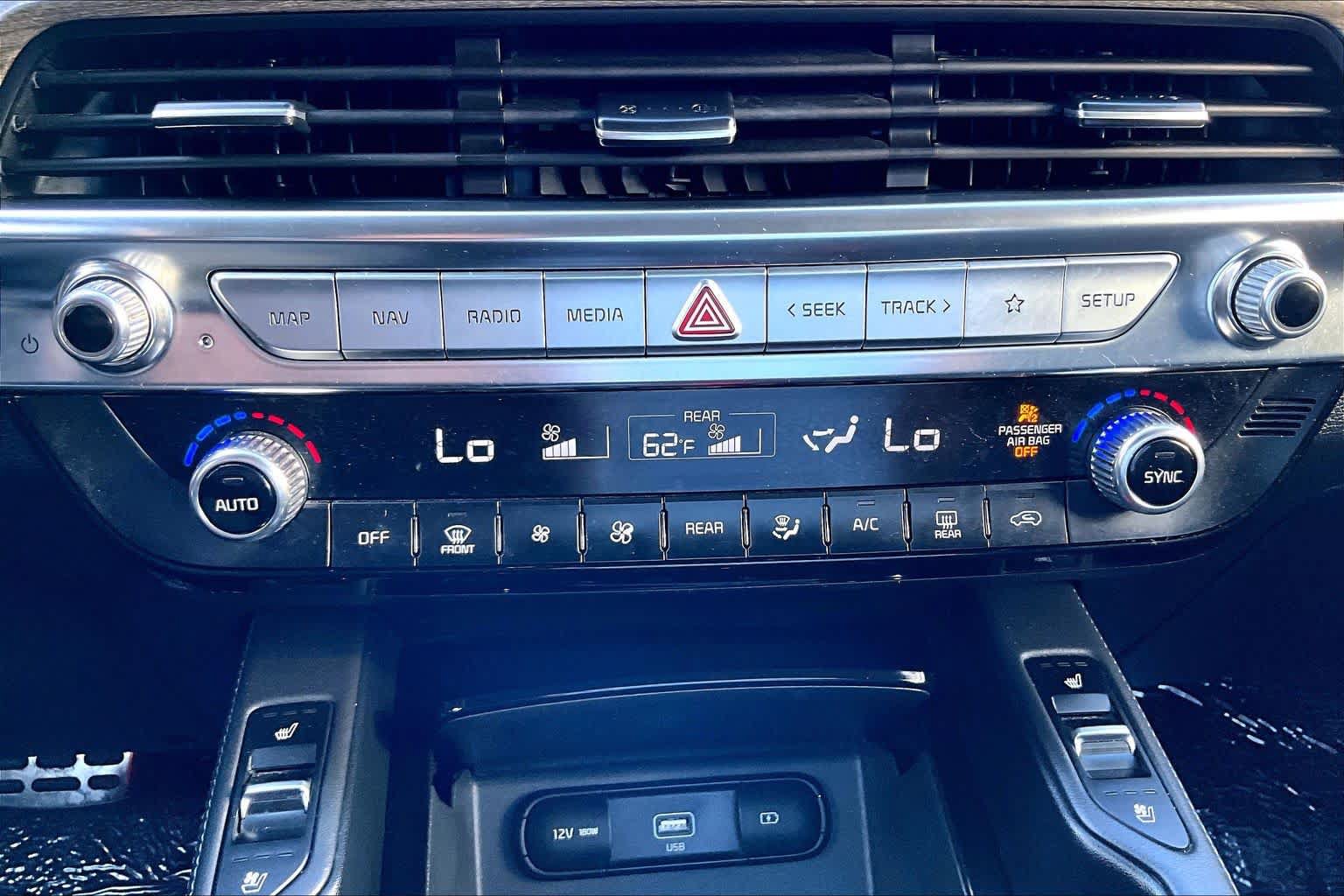Used 2020 Kia Telluride SX w/ Towing Package FWD image 33
