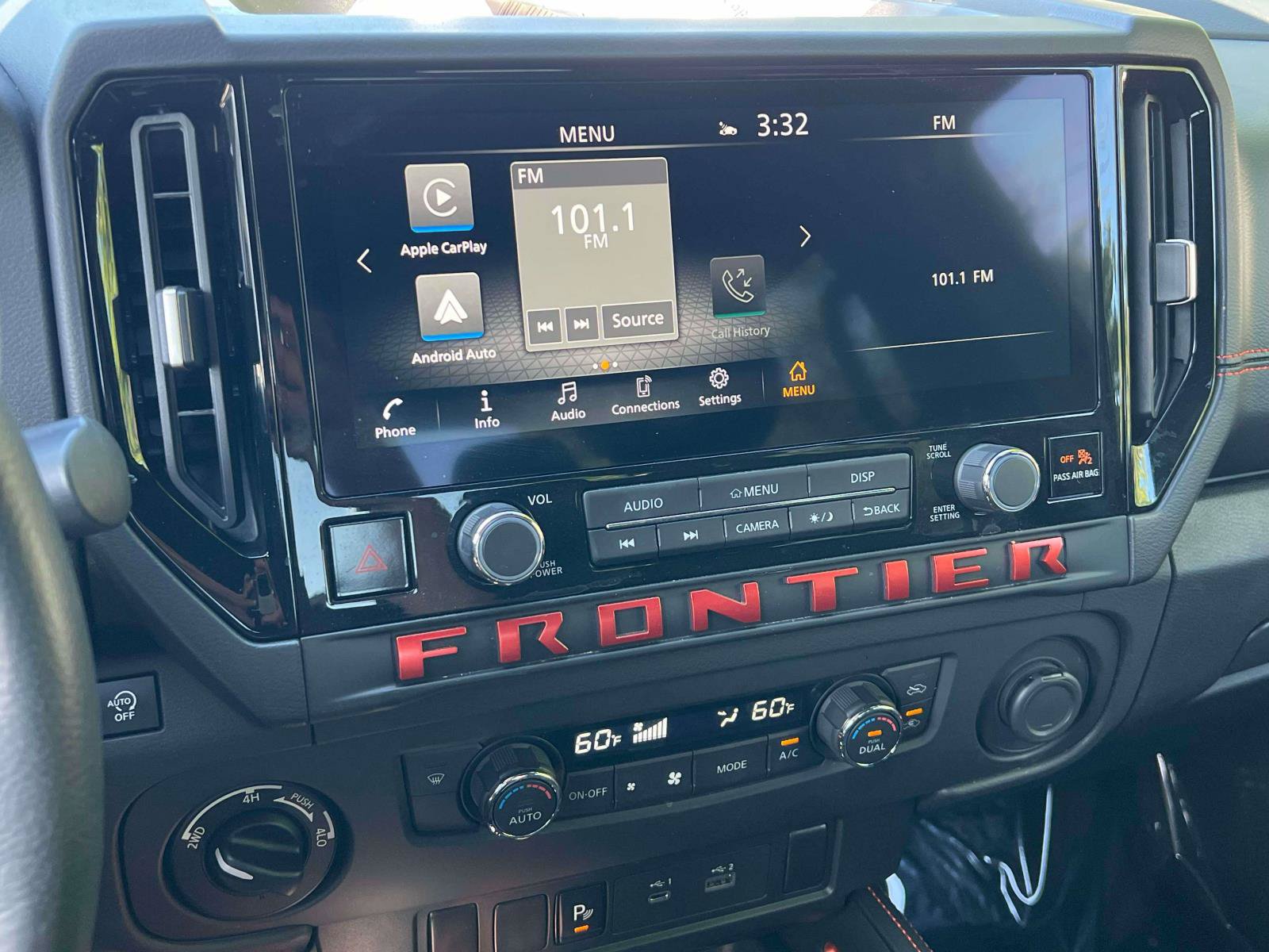 Used 2025 Nissan Frontier PRO-4X w/ Pro Convenience Package AWD/4WD image 15