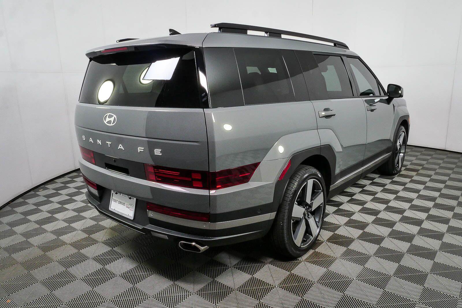 New 2026 Hyundai Santa Fe Limited FWD image 3