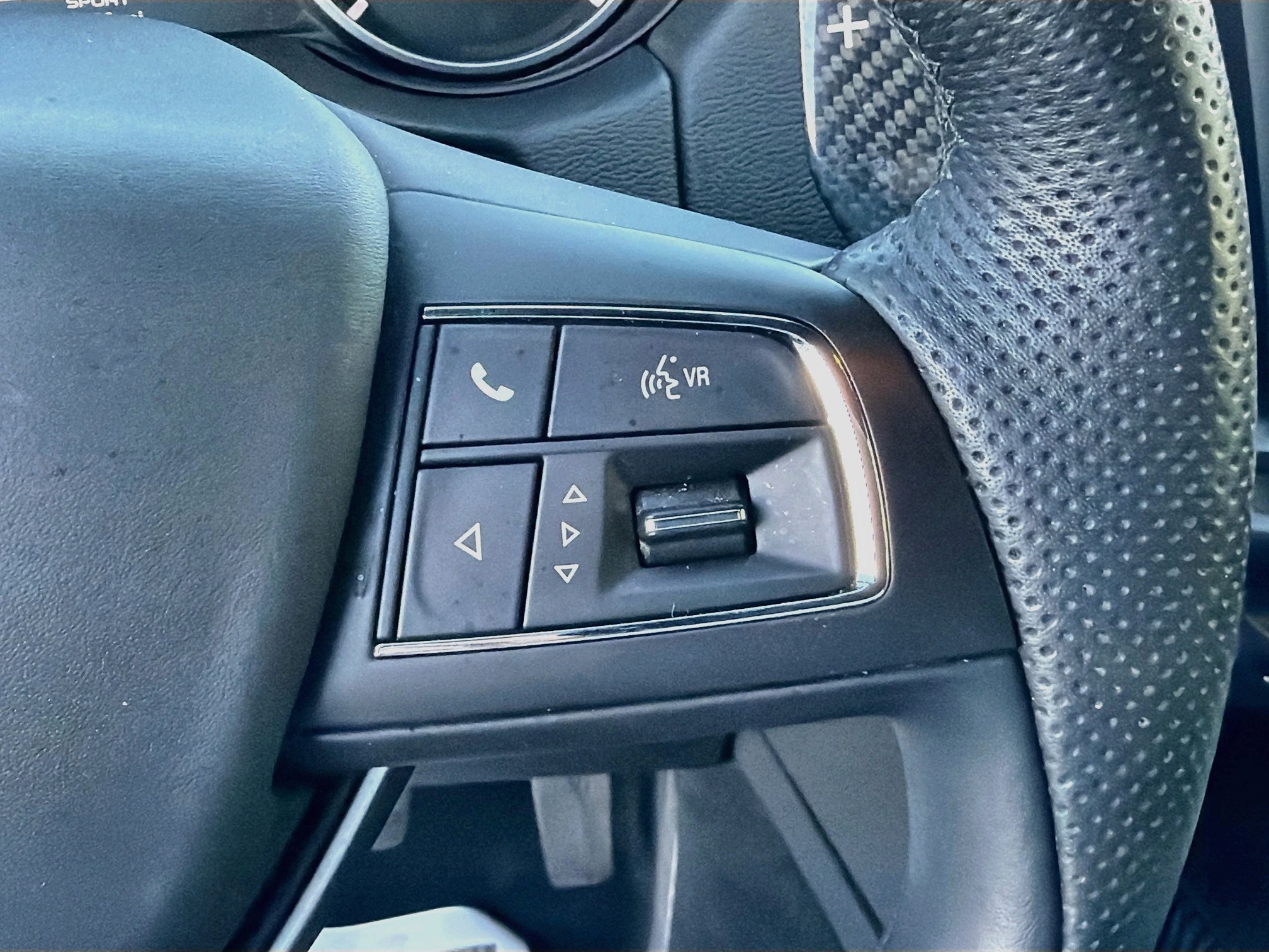 Used 2023 Maserati Levante Modena AWD/4WD image 38